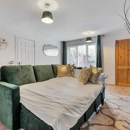 B5 Emerald Nest Holiday home *