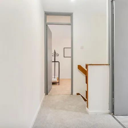 B5 Emerald Nest Holiday home *